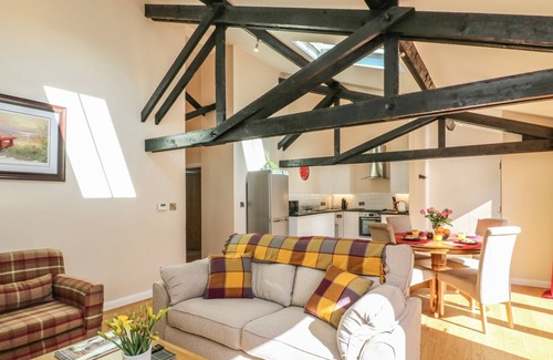 Copplestone Cottage | ZEAL COTTAGE, family friendly, with a garden in Crediton