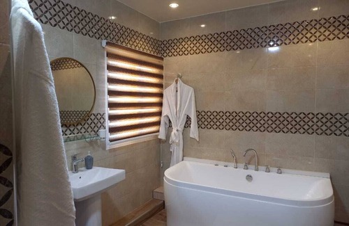 Senegal Hotel | ZEBRA RESIDENCE