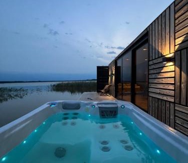 Jaunpils Resort | ZEBRUS RESORT