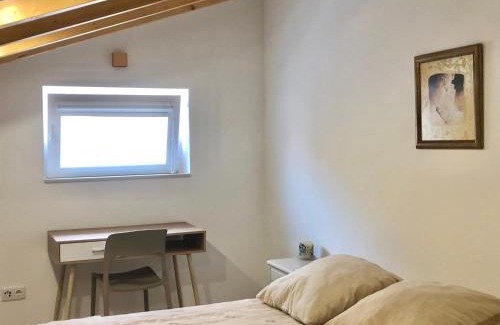 Atalaia House | Zeca Holidays -Atalaia Fall Mezanine Ideal para trabalhar