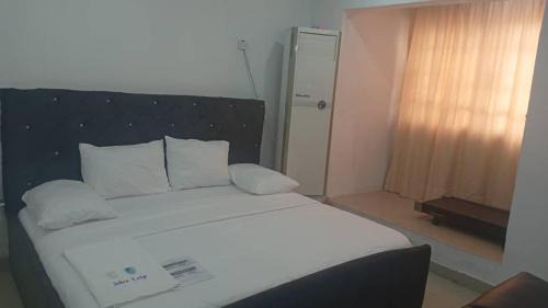 Ofin Hotel | Zehra Lodge & Gardens