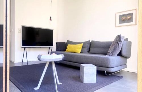 Nippes Apartment | Zehuus Gartenstudio mit Terrasse