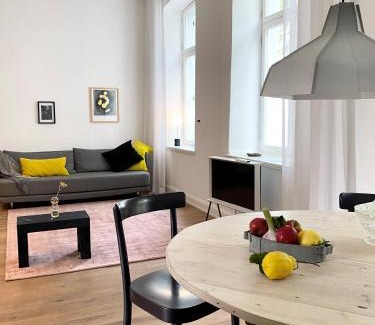 Nippes Apartment | zehuus - historischer Charme