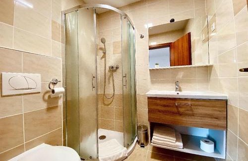 Zgornja Kungota Bed & Breakfast | Zelena Oaza