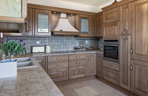 Stelida Villa | ZELION VILLA "Colored by shades of Greek blue and Sunset's orange"