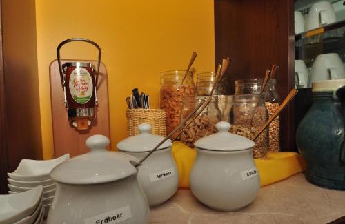 Markt Erlbach House | Zellers Pension