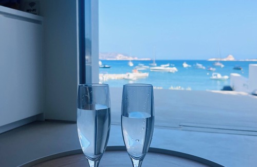 Apollonia Villa | ZELOS Guesthouse Milos