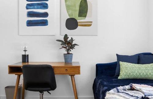 Apache Shores House | Zen Austin Home with a Cozy Tree House