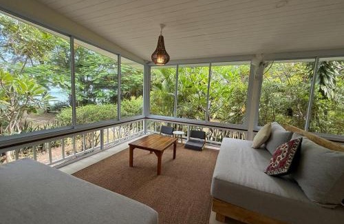 Srithanu House | Zen Beach Oasis - Balinese Beachfront House with Stunning Sea View