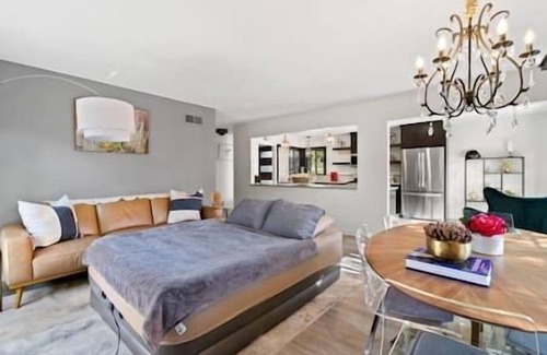 Cardiff-by-the-Sea House | Zen Beach Retreat: Pool/Hot Tub, Near Surf & Transit, Family Ready!