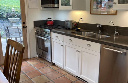 Alta Mesa House | Zen Cottage Hideaway - 1 mile from the Beach, and 1 mile from Downtown.
