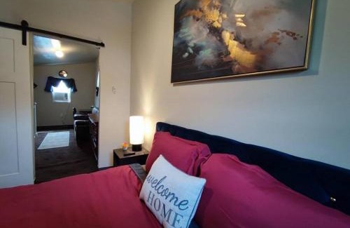 Near Eastside Apartment | Zen Haven 5- Close to Downtown Indy- Queen Bed