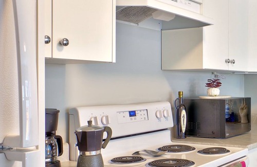 Langford Cottage | Zen Mountaire retreat, 1 bedroom, 1 bath, private parking
