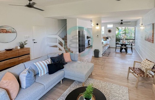 Rapid Creek Apartment | ZEN NIGHTCLIFF FORESHORE - 2BR Cozy Apt