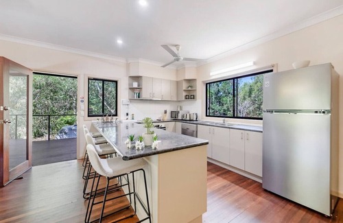 McMinns Lagoon House | Zen Pandanus Point: Pool - Backyard - Balcony