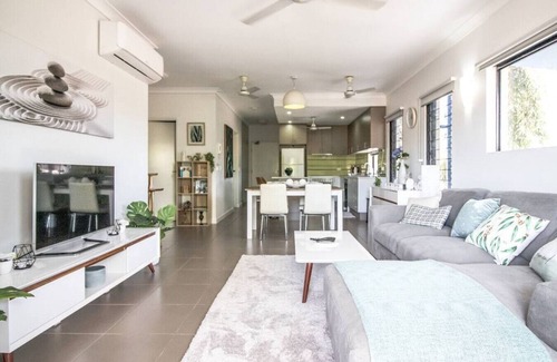 Nightcliff Apartment | ZEN QUEST - 2 Bedroom Apartment