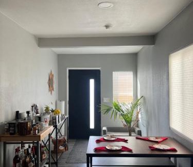Hawthorne House | Zen Zone
