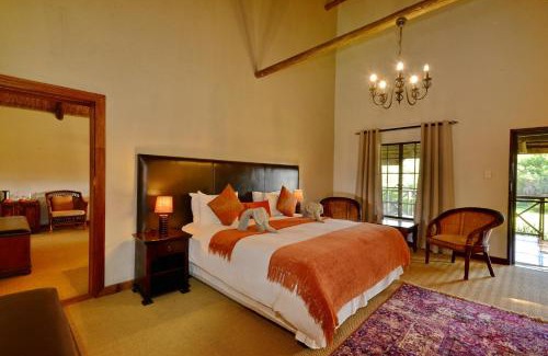 Vaalwater Cabin | Zenara Lodge 1