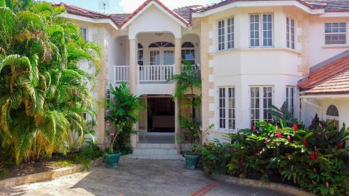 Holder's Hill House | ZenBreak Marzalea Villa 3bd