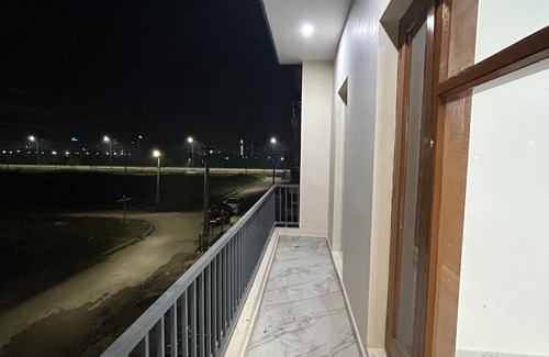 Phase 5 Apartment | Zenith house