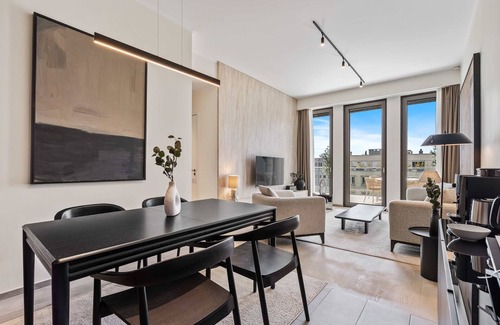 Ville Haute Apartment | Zenit Royal - Penthouse City Skyline & Concierge
