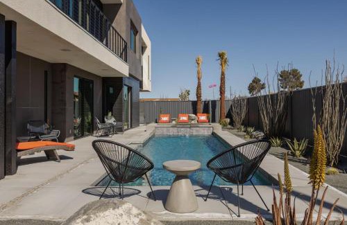 Indian Cove House | Zenith by Fieldtrip Architectural Gem Near National Park Entrance
