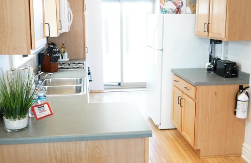 Central Hillside Condo | Zenith Condo: Your Downtown Duluth Retreat
