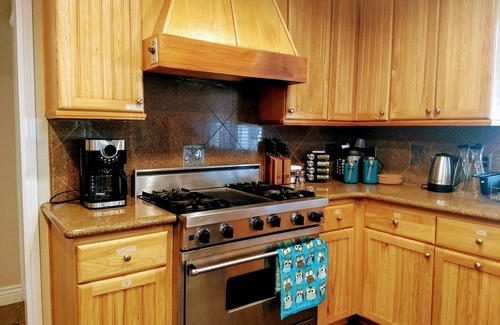 Dixon House | ZenithVilla - Carpe Diem with intimate large groups
