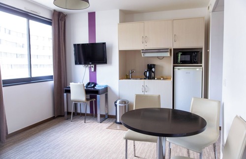 Ferney-Voltaire Apartment | Zenitude Swiss Apparthotels
