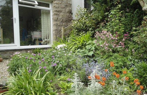 Towednack Villa | Zennor Moorland Studio, Peaceful, Private, Near Beaches, Coast Path, Sleeps 2/4