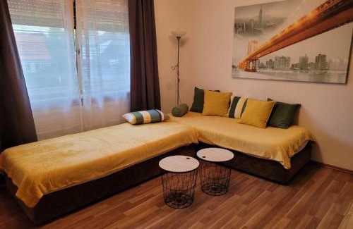 Graz-Straßgang Apartment | Zentral gelegene, sehr ruhige und helle Wohnung