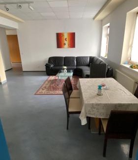 Leoben Apartment | Zentrale Ferienwohnung mit kostenlosen Parkplätzen