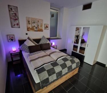 Altstadt Apartment | Zentrales City-Apartment mit Garage und Arbeitsplatz geeignet für Business und Familie