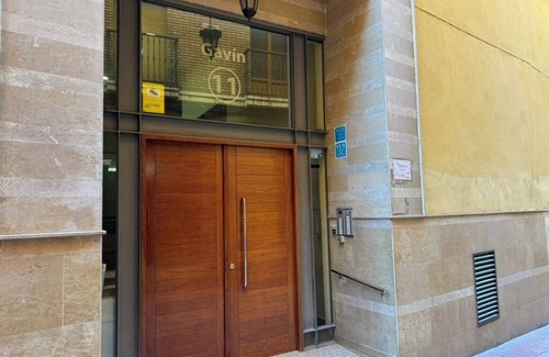 La Magdalena Apartment | Zentrum Cathedral. Next to Plaza del Pilar. Ideal for couples.