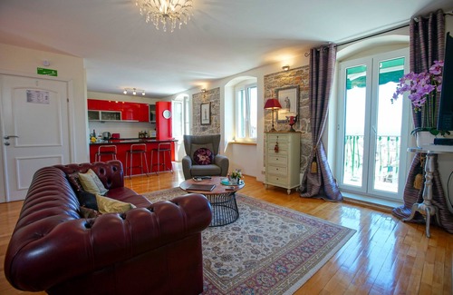 Split House | Zephyrus Boutique Accommodation