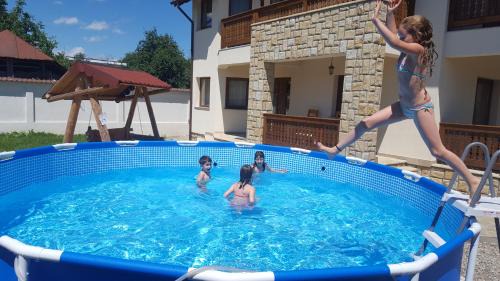 Bodesti House | Zestrea Bunicilor