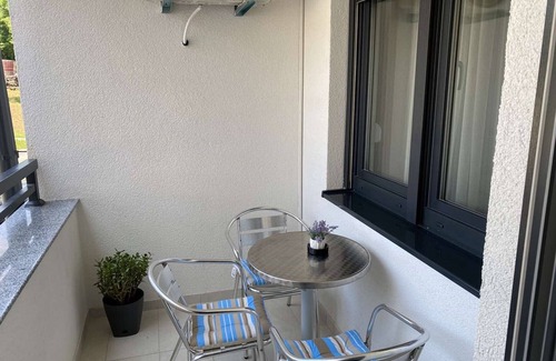 Banja Luka Apartment | Zeus Apartments - One Bedroom Apartment with Balcony in City Center