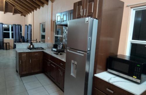 Saint John Parish Apartment | Zeus Estate Guesthouse