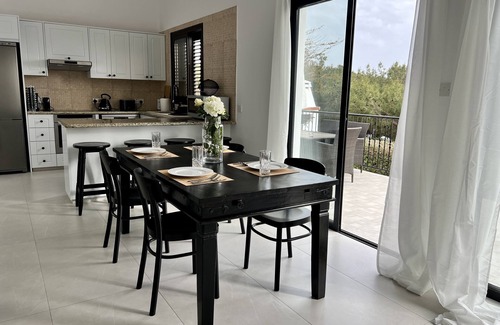 Pissouri House | Zeus Holiday Home