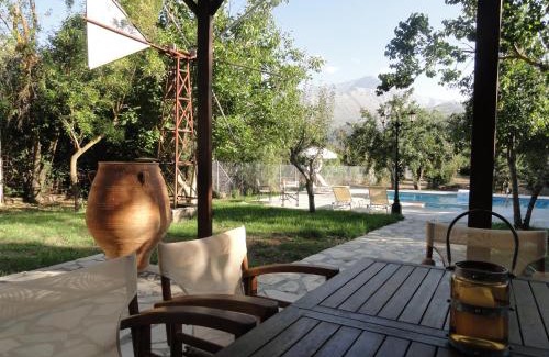 Lasithi Plateau Villa | Zeus House