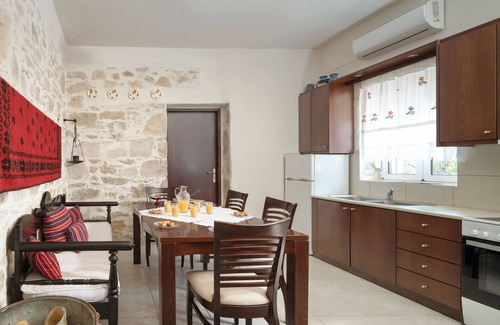 Gortyna House | Zeus Traditional House