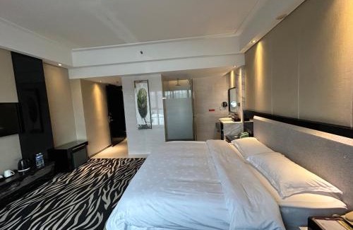 Yongding Hotel | Zhangjiajie Merlot Crystal Hotel