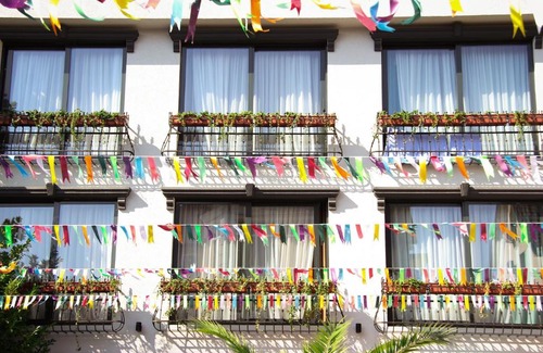 Vesyoloe Hotel | Zhemchug Village Mini-hotel