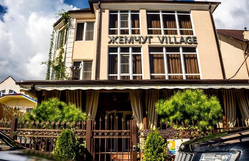 Vesyoloe Hotel | Zhemchug Village Mini-hotel