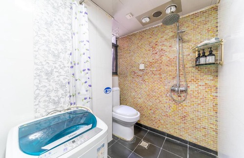 Huayuan Road Area Hotel | Zhengzhou city Jinshui District Manhattan Square.