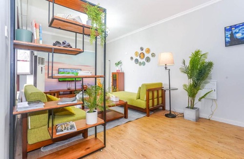 Zhengdong New Area Apartment | Zhengzhou Zhengdong New District·Zhengzhou East Railway Station· Locals Apartment 00163360