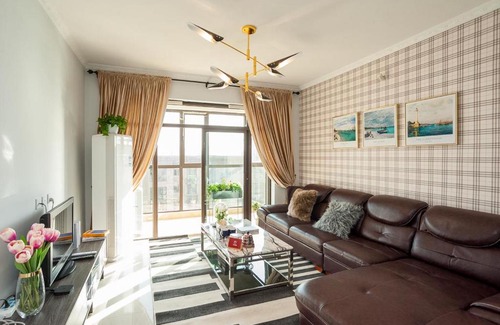Zhengdong New Area Apartment | Zhengzhou Zhengdong New District·Zhengzhou East Railway Station· Locals Apartment 00136160