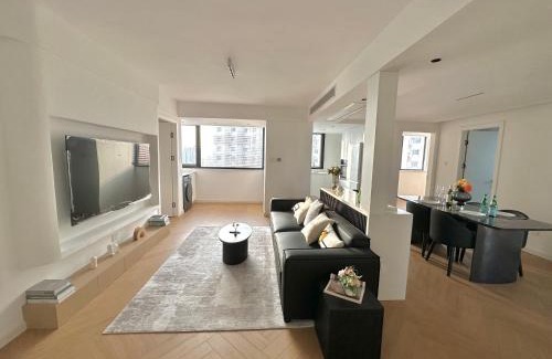 Huangpu Apartment | Zhome Parkville-Three bedrooms with city view-Near Xin Tian Di