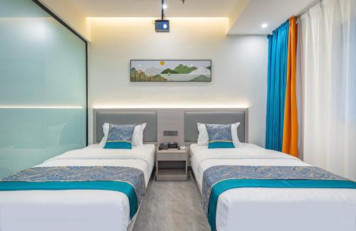Xiangzhou District Hotel | Zhuhai Golden Lake Bay Hotel