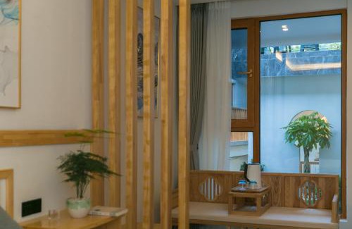 Dayan Old Town House | Zhuzhi Light Luxury B&B